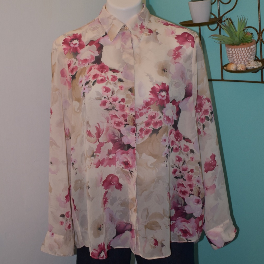 Chaps Ralph Women's Shirt Semi Sheer Back Pleated - Picture 2 of 6